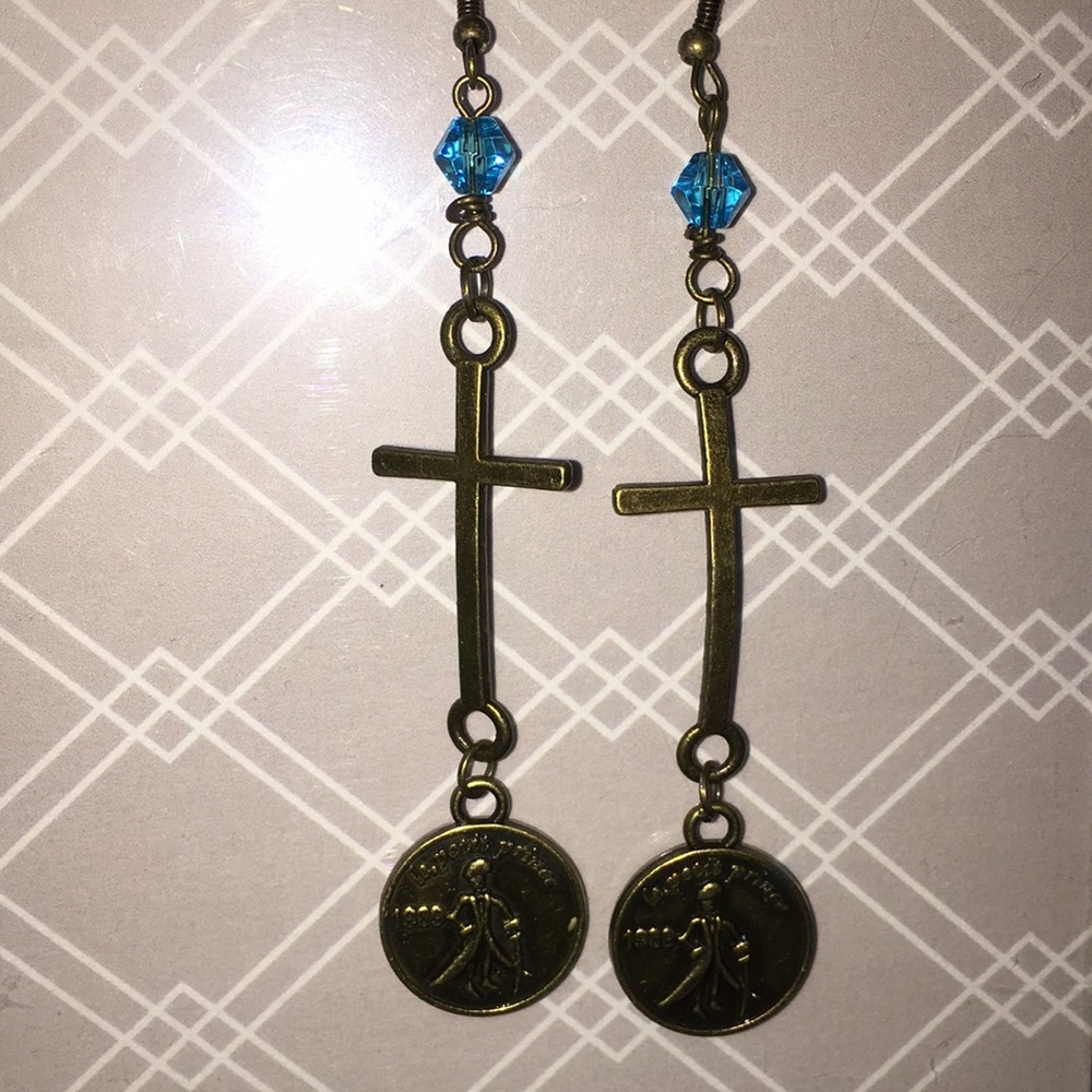 💕Crystal Blue Cross